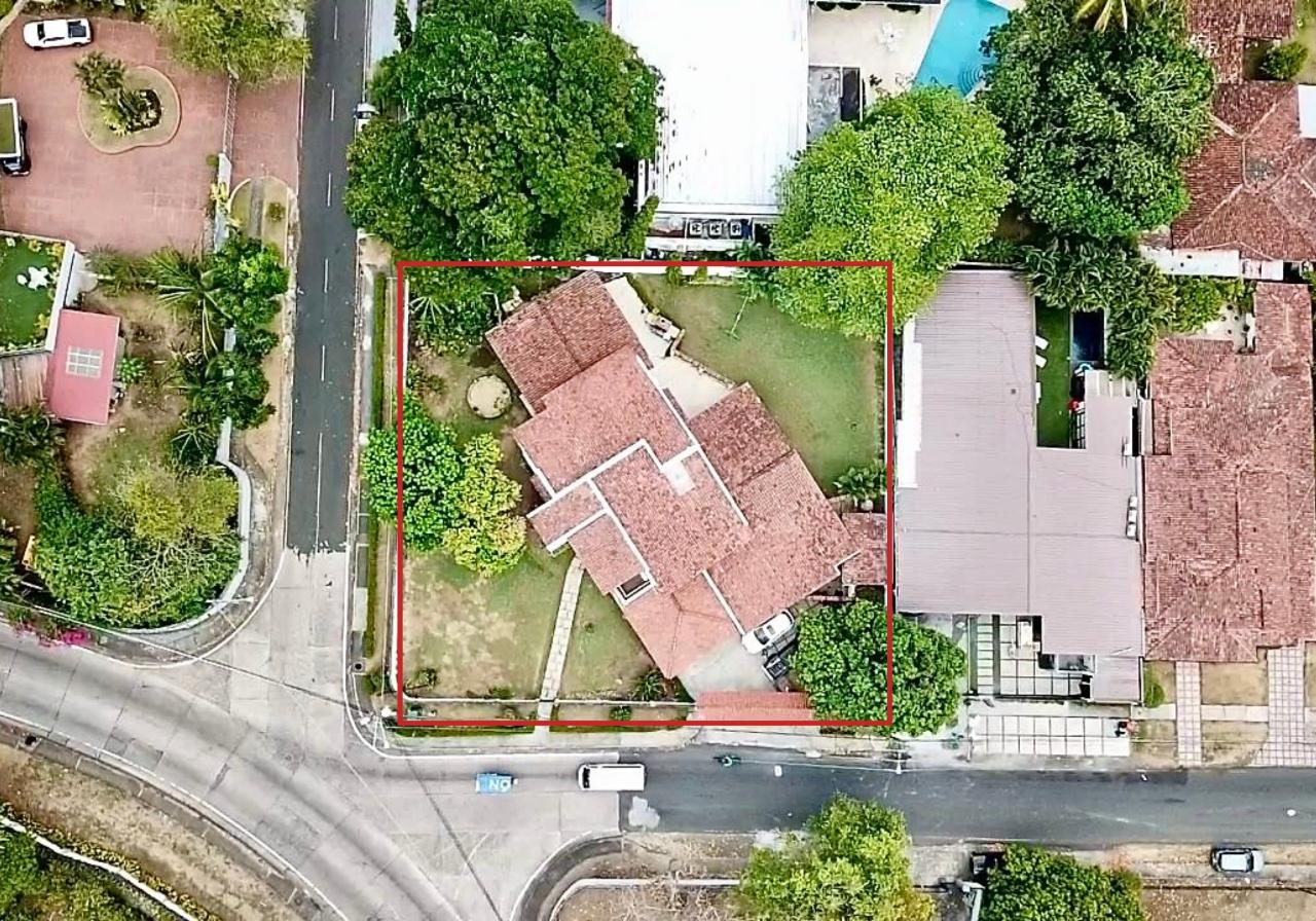 Venta de Casa en Altos del Golf (San Francisco)