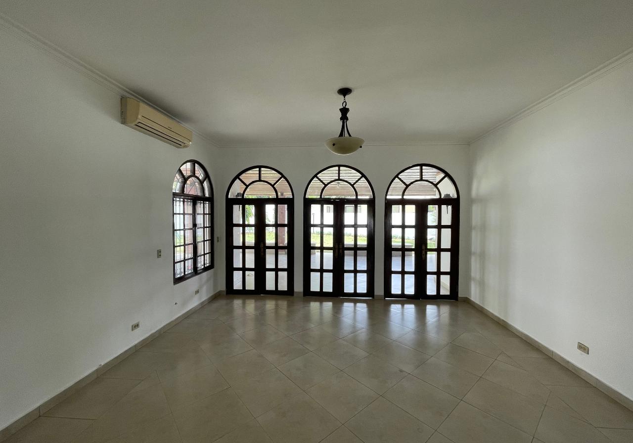 Venta de Casa en Altos del Golf (San Francisco)