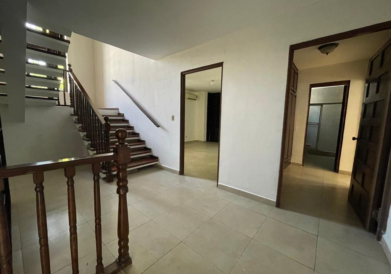 Venta de Casa en Altos del Golf (San Francisco)