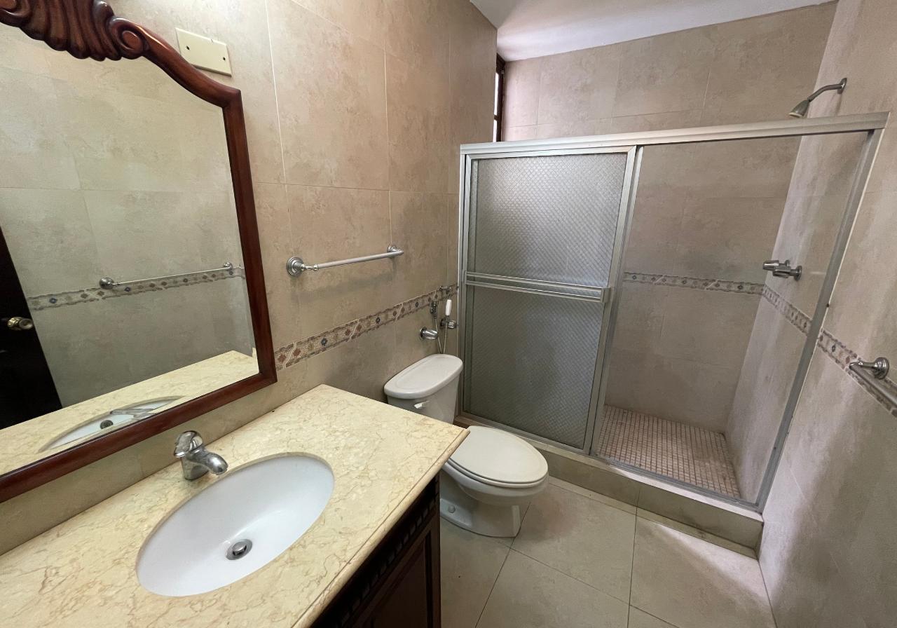 Venta de Casa en Altos del Golf (San Francisco)