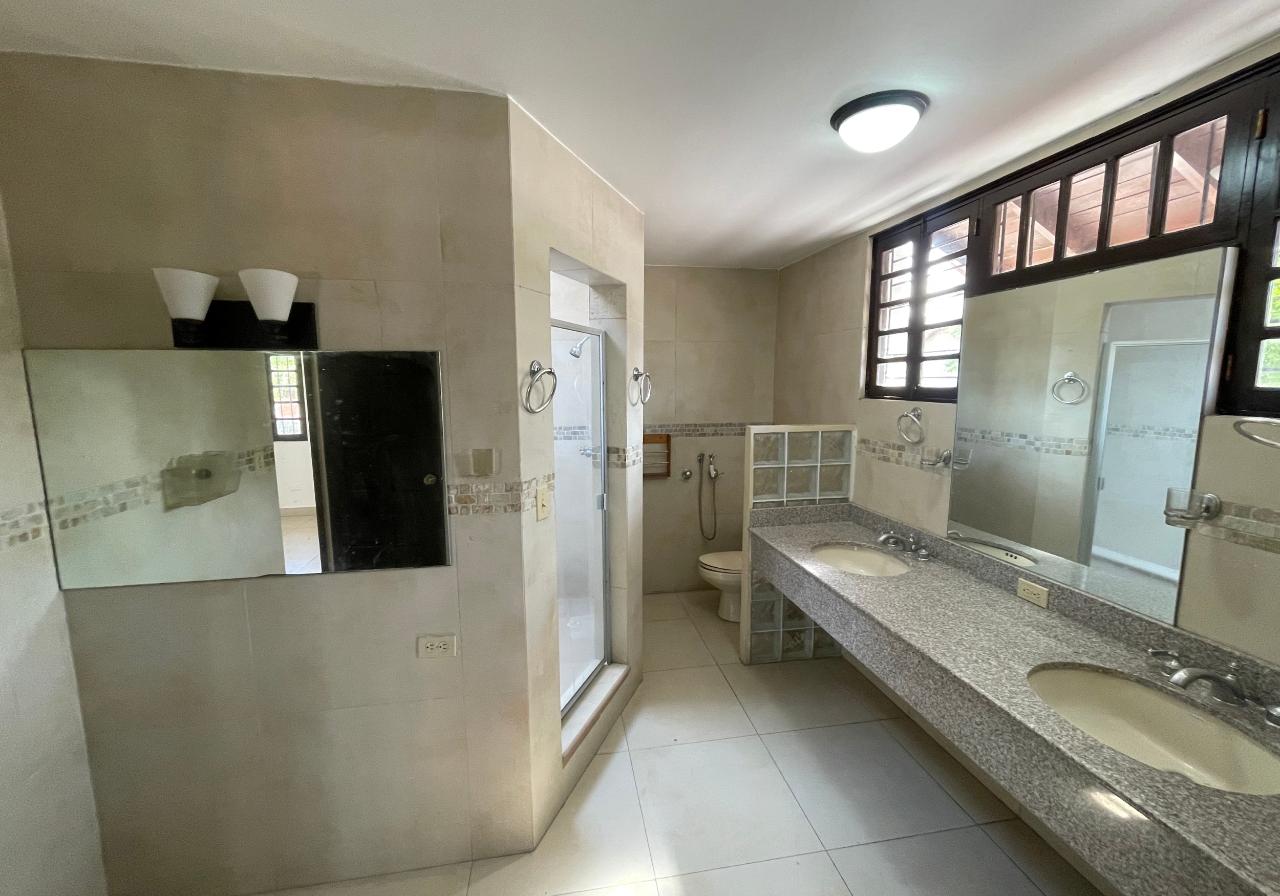 Venta de Casa en Altos del Golf (San Francisco)