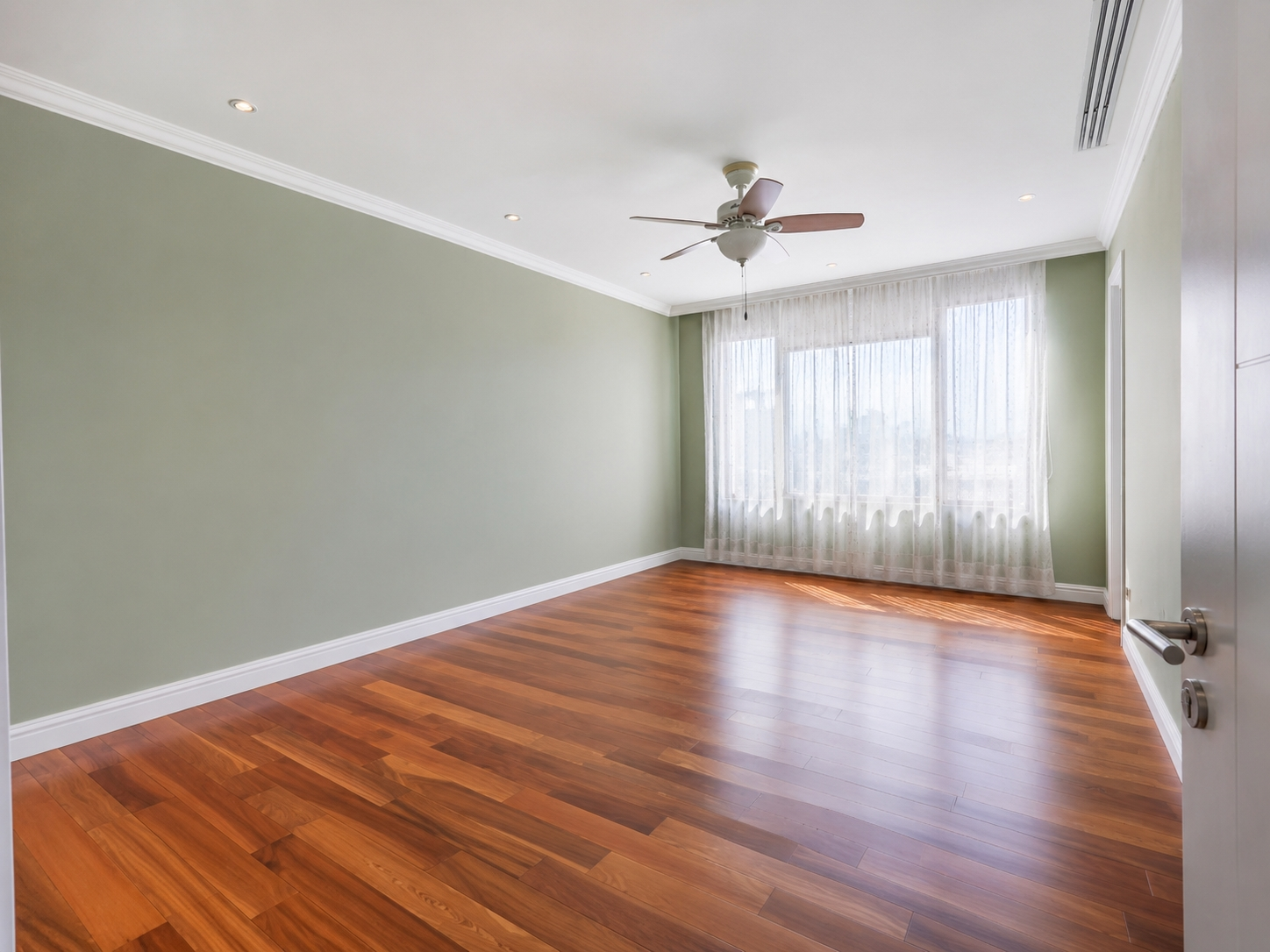 Venta de apartamento en P.H Santorini a $1,558 x m2 , Coco del Mar