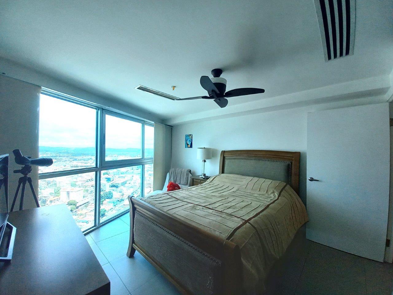 Yacht Club Piso Altos - Amoblado