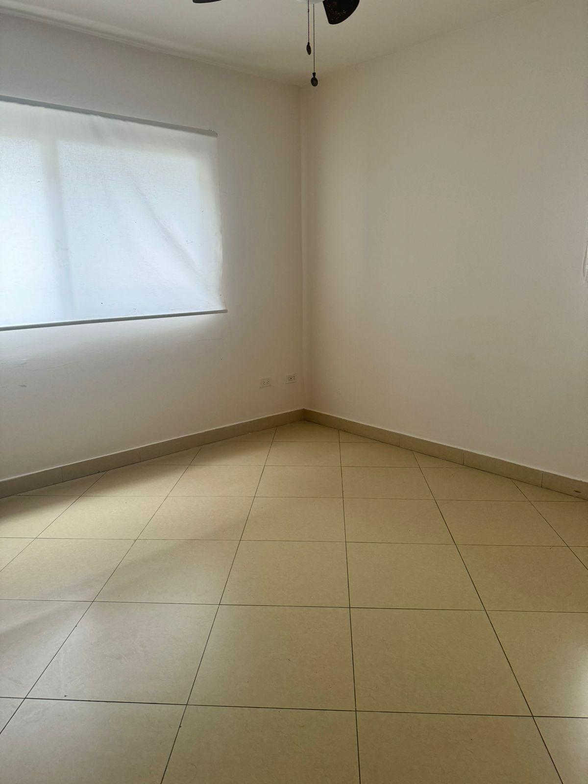 VENTA DE APARTAMENTO REPOSEIDO EN PH EMBASSY CLUB