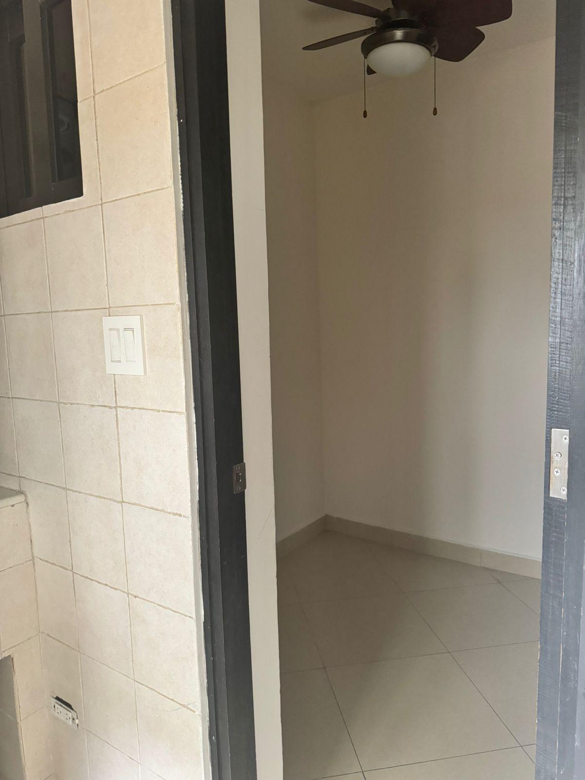 VENTA DE APARTAMENTO REPOSEIDO EN PH EMBASSY CLUB