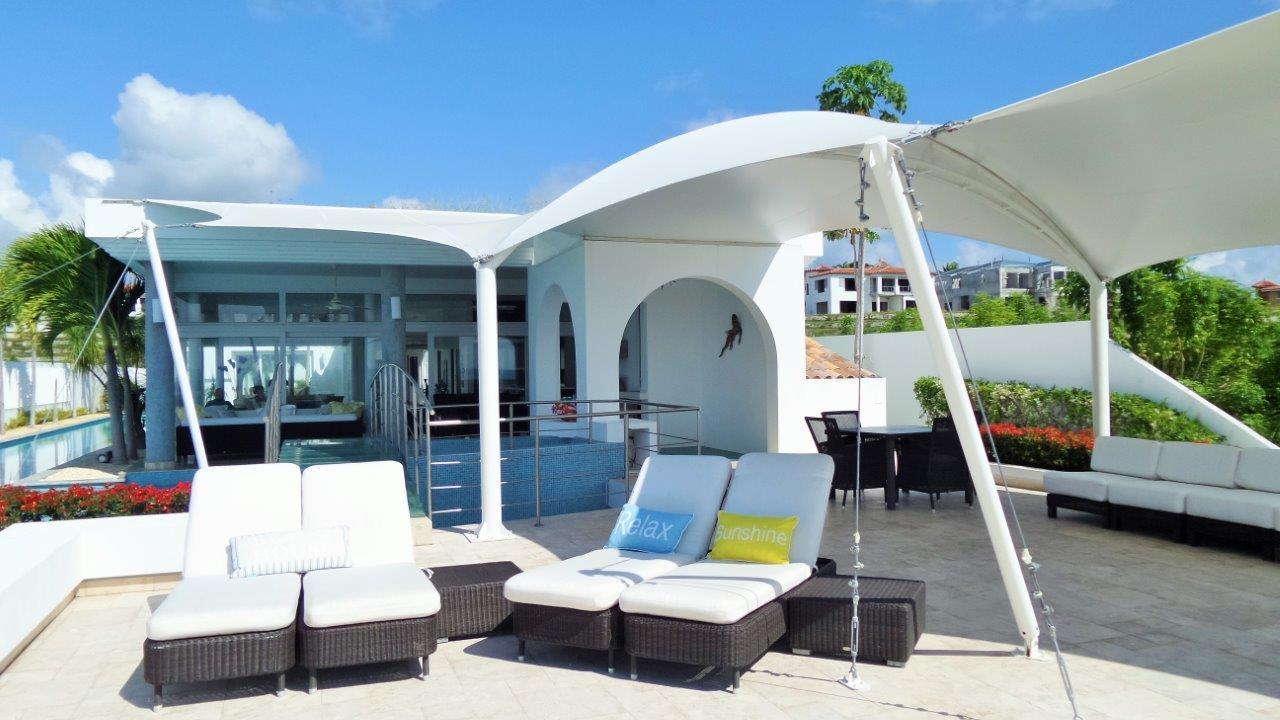 Lujosa Residencia Frente al Mar