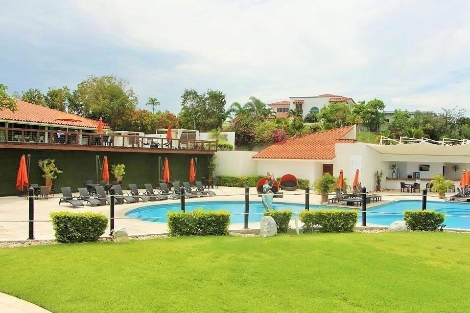 Lujosa Residencia Frente al Mar