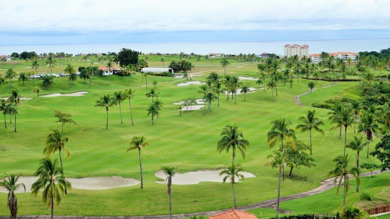 Lujosa Residencia Frente al Mar