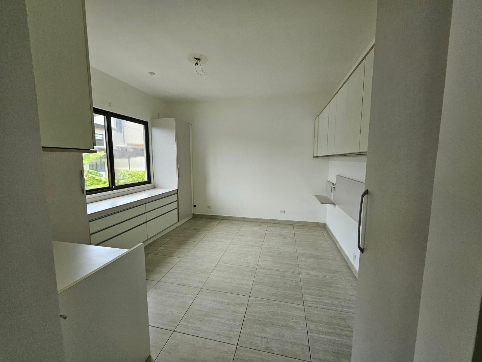 Se Vende Casa en PH Nativa, Reposeída