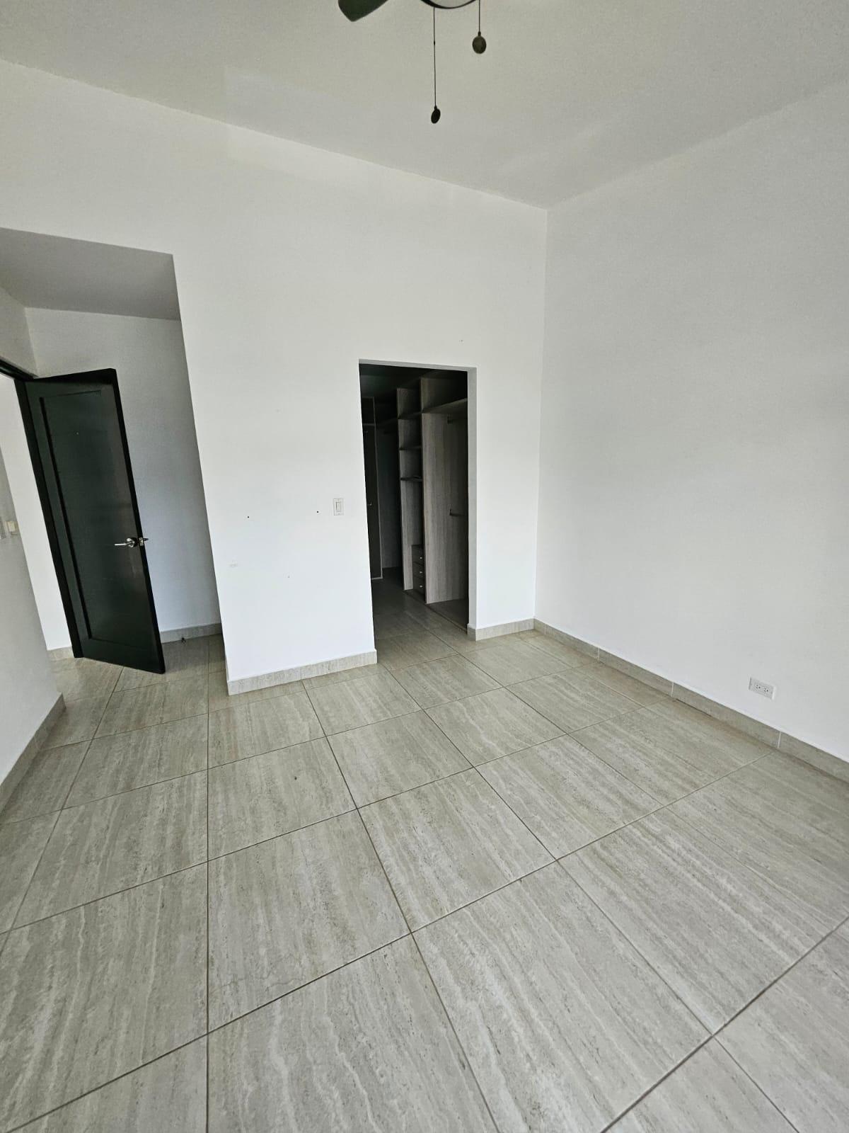 Se Vende Casa en PH Nativa, Reposeída