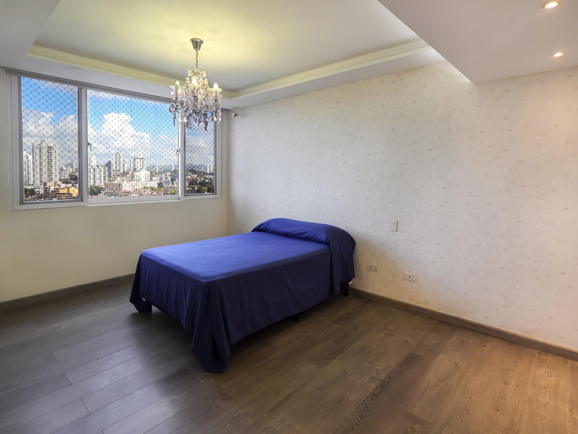 VENTA DE APARTAMENTO FRENTE AL MAR | REMODELADO | 4 PARKINGS | COCO DEL MAR