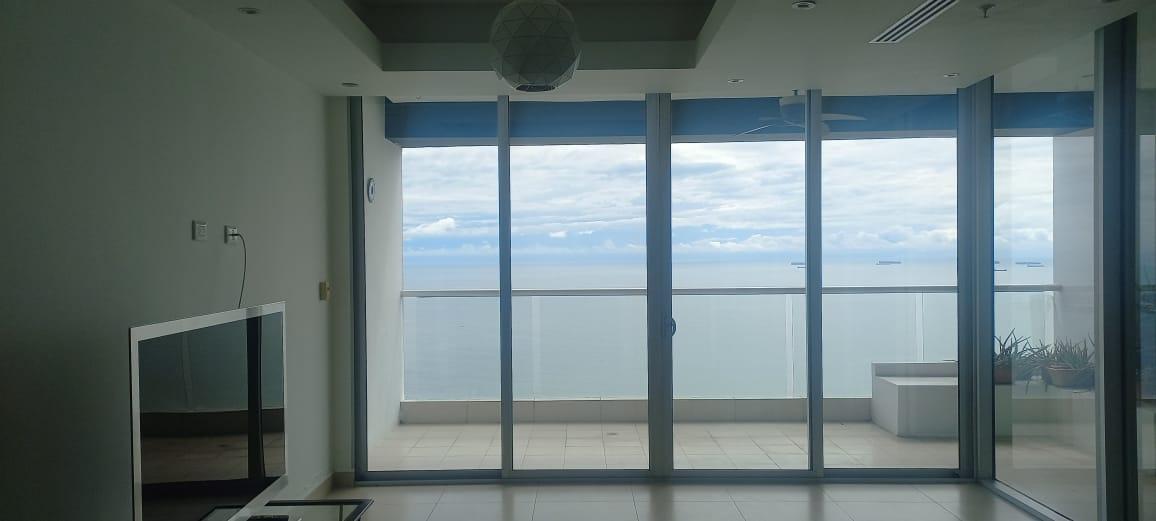 Banco vende Ph RIVAGE TOWER AVENIDA BALBOA