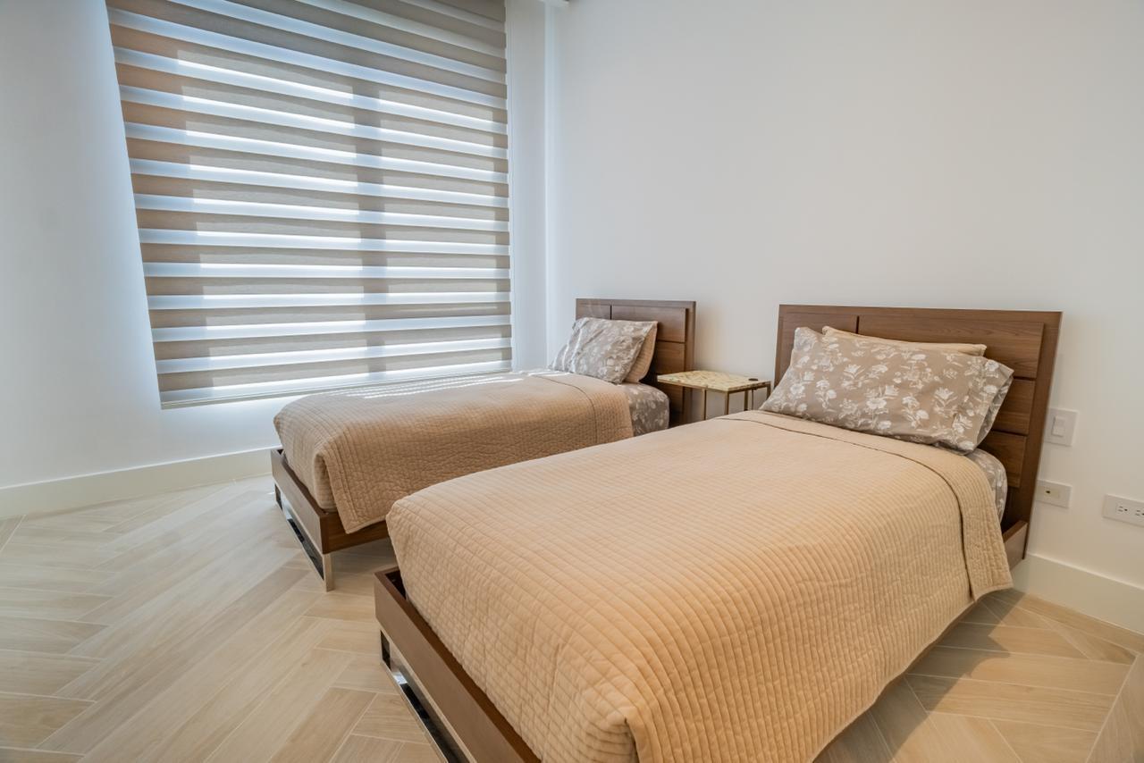 BEACH CLUB RESIDENCES, OCEAN REEF ISLAND