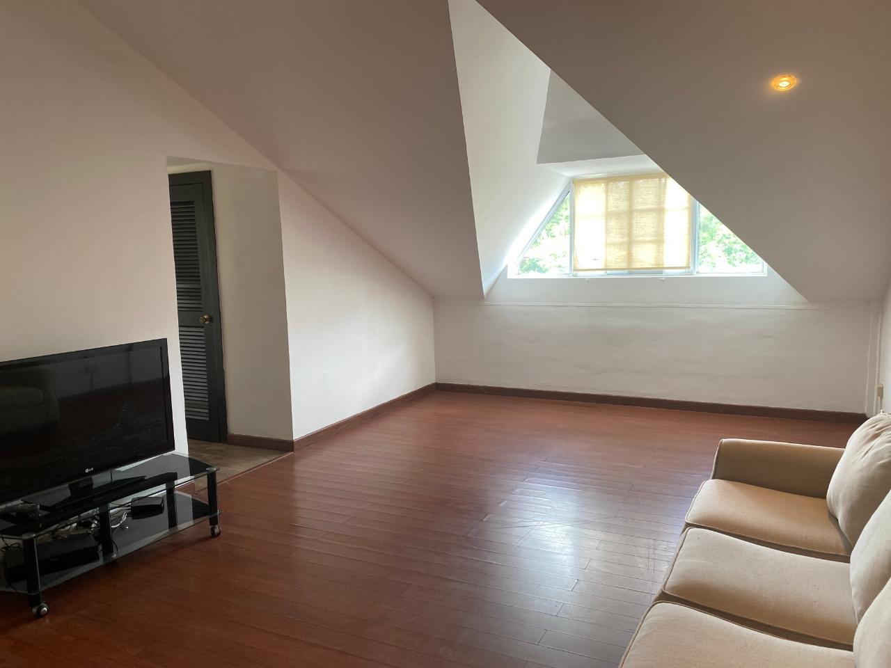Apartamento tipo Duplex en venta en ALBROOK PARK