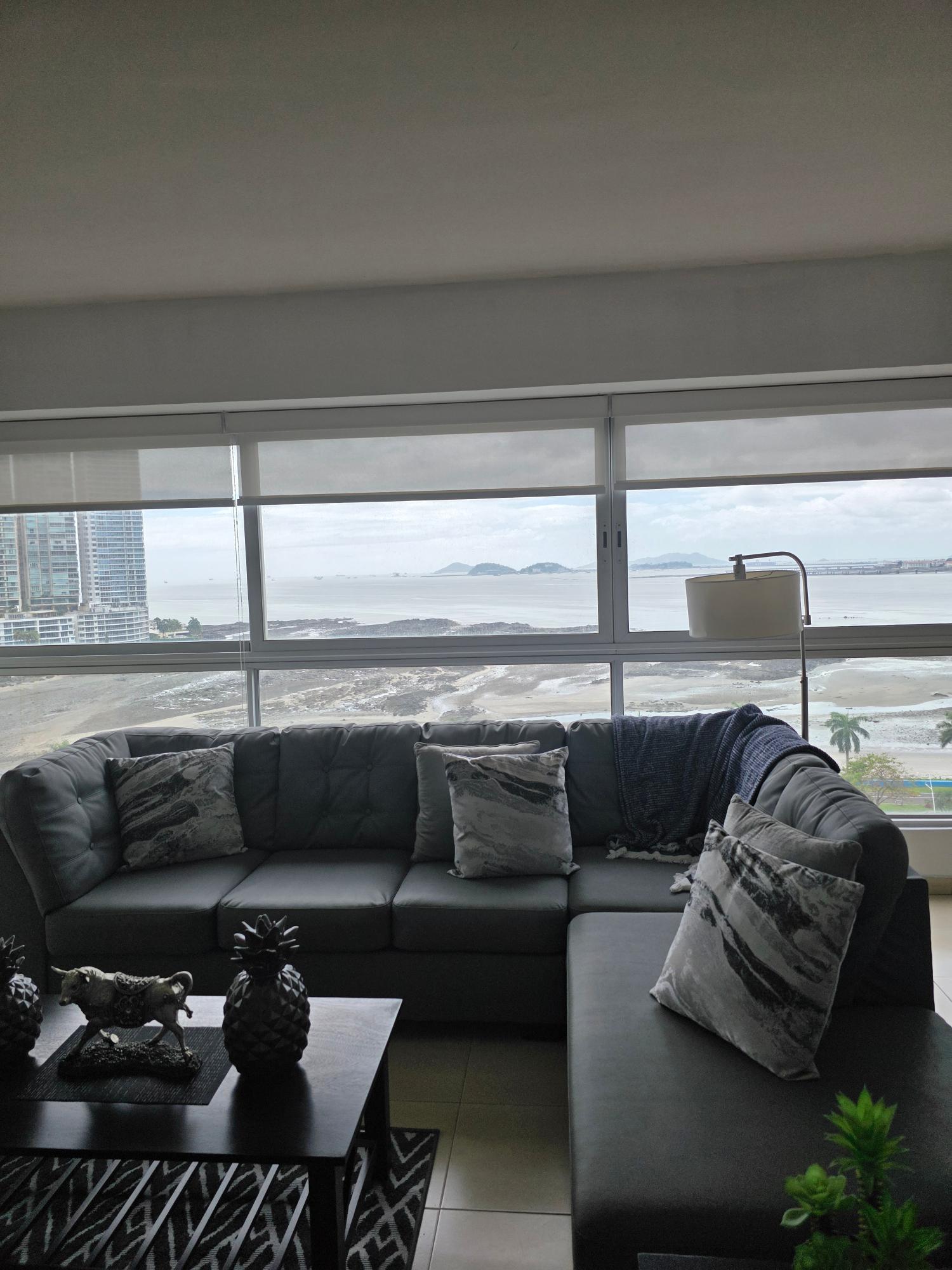 APARTAMENTO CON VISTA AL MAR