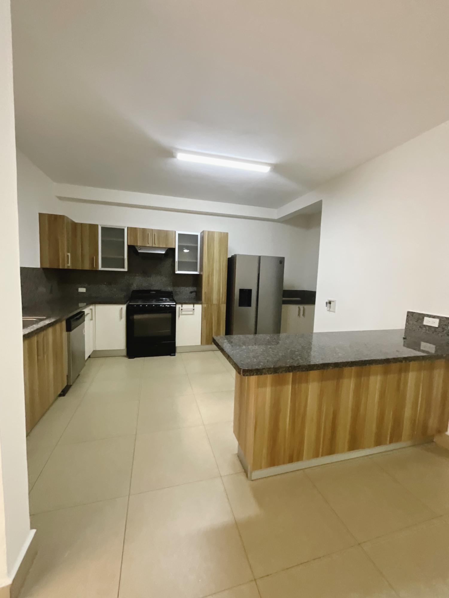 SE VENDE APARTAMENTO PLANTA BAJA