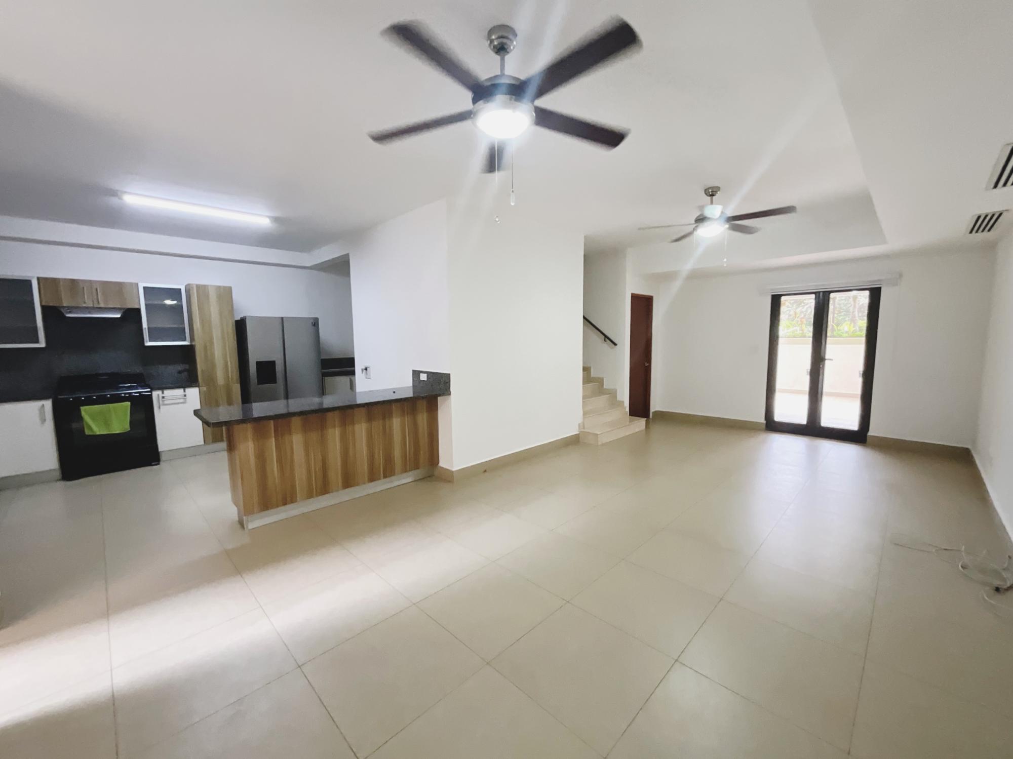 SE VENDE APARTAMENTO PLANTA BAJA