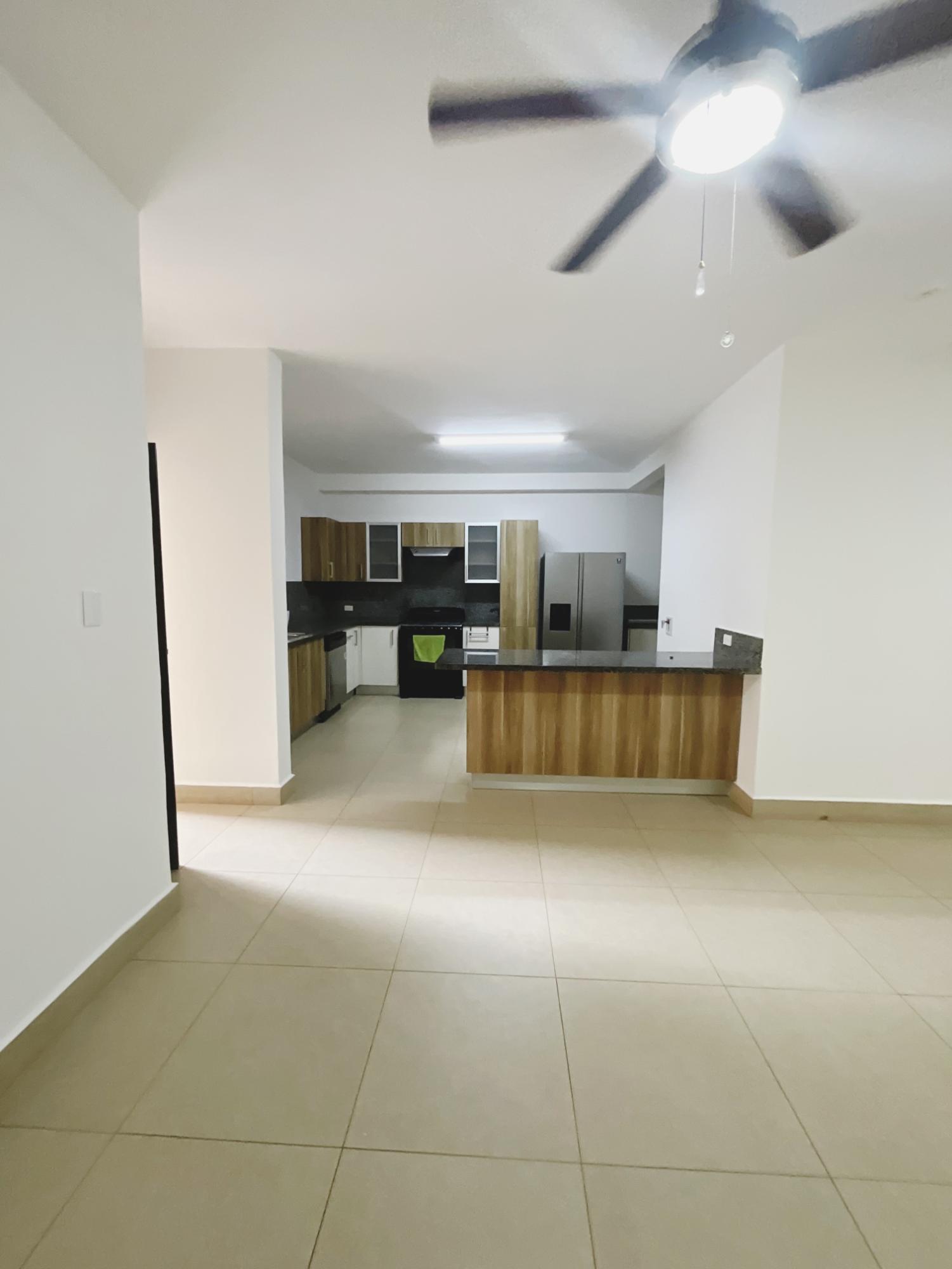 SE VENDE APARTAMENTO PLANTA BAJA