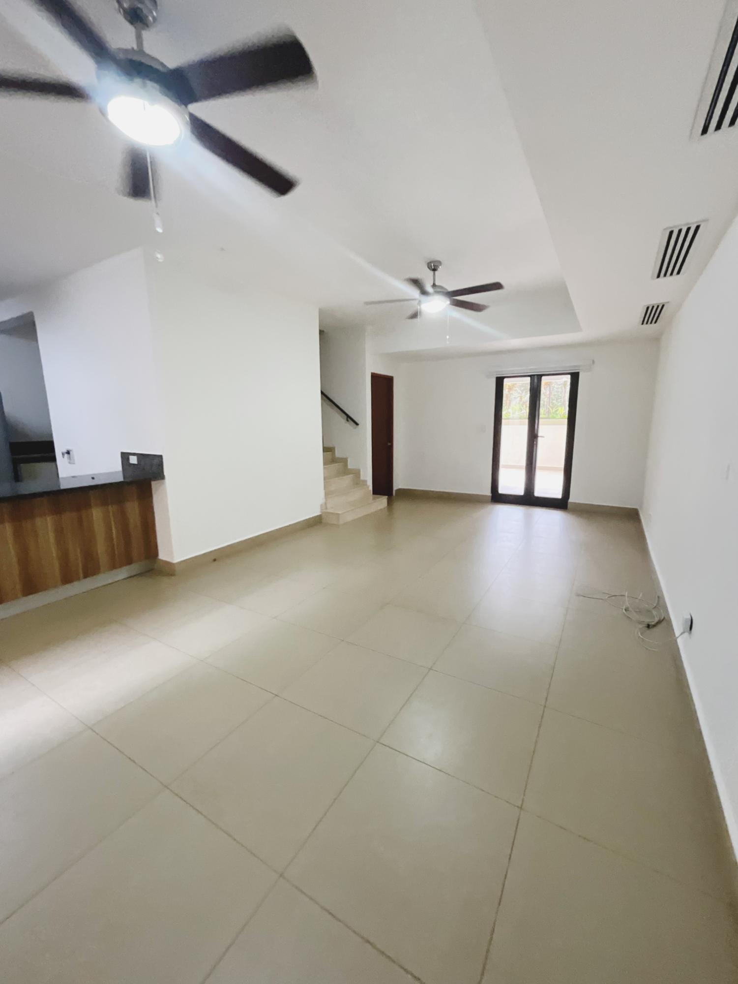 SE VENDE APARTAMENTO PLANTA BAJA