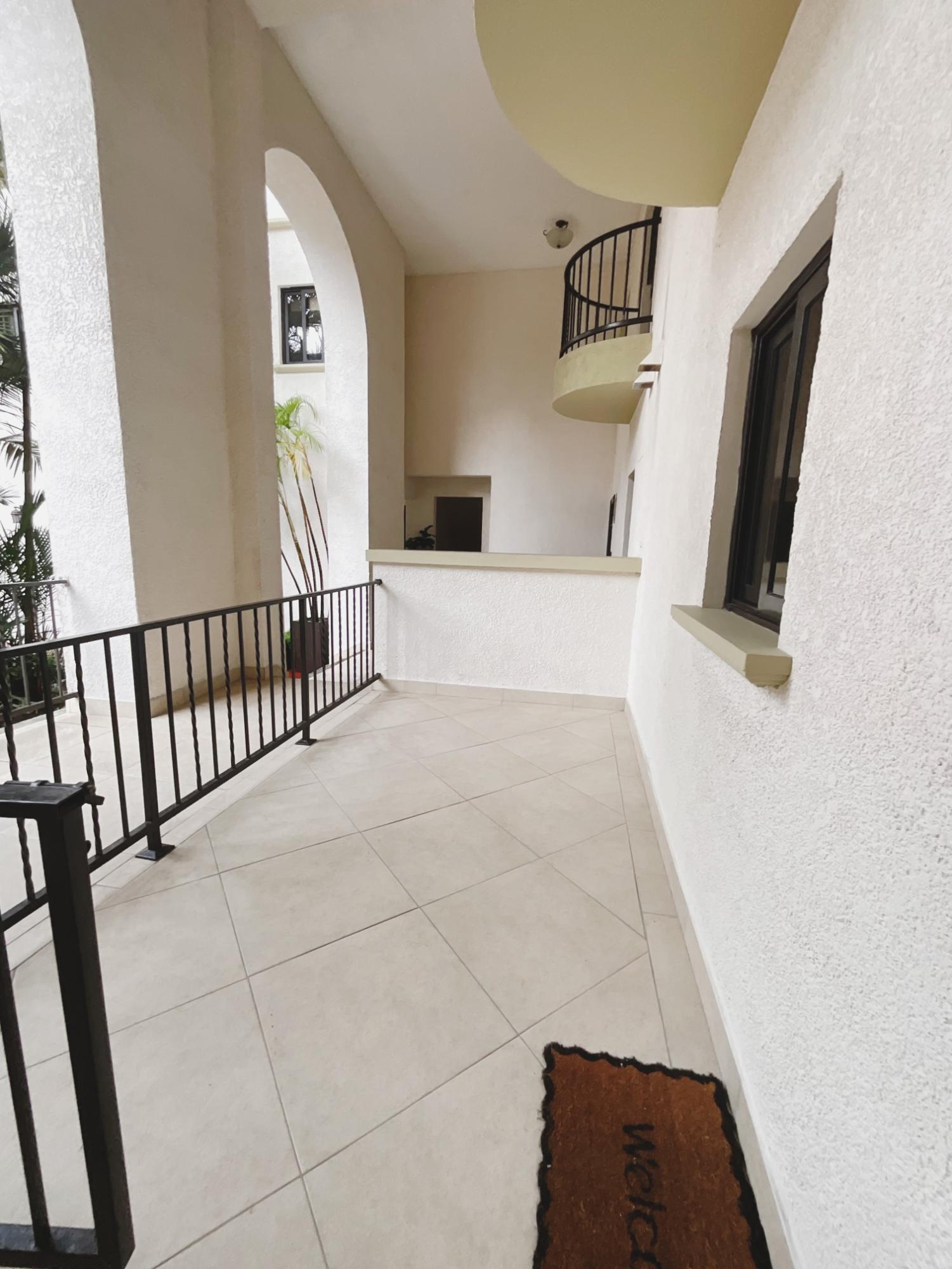 SE VENDE APARTAMENTO PLANTA BAJA