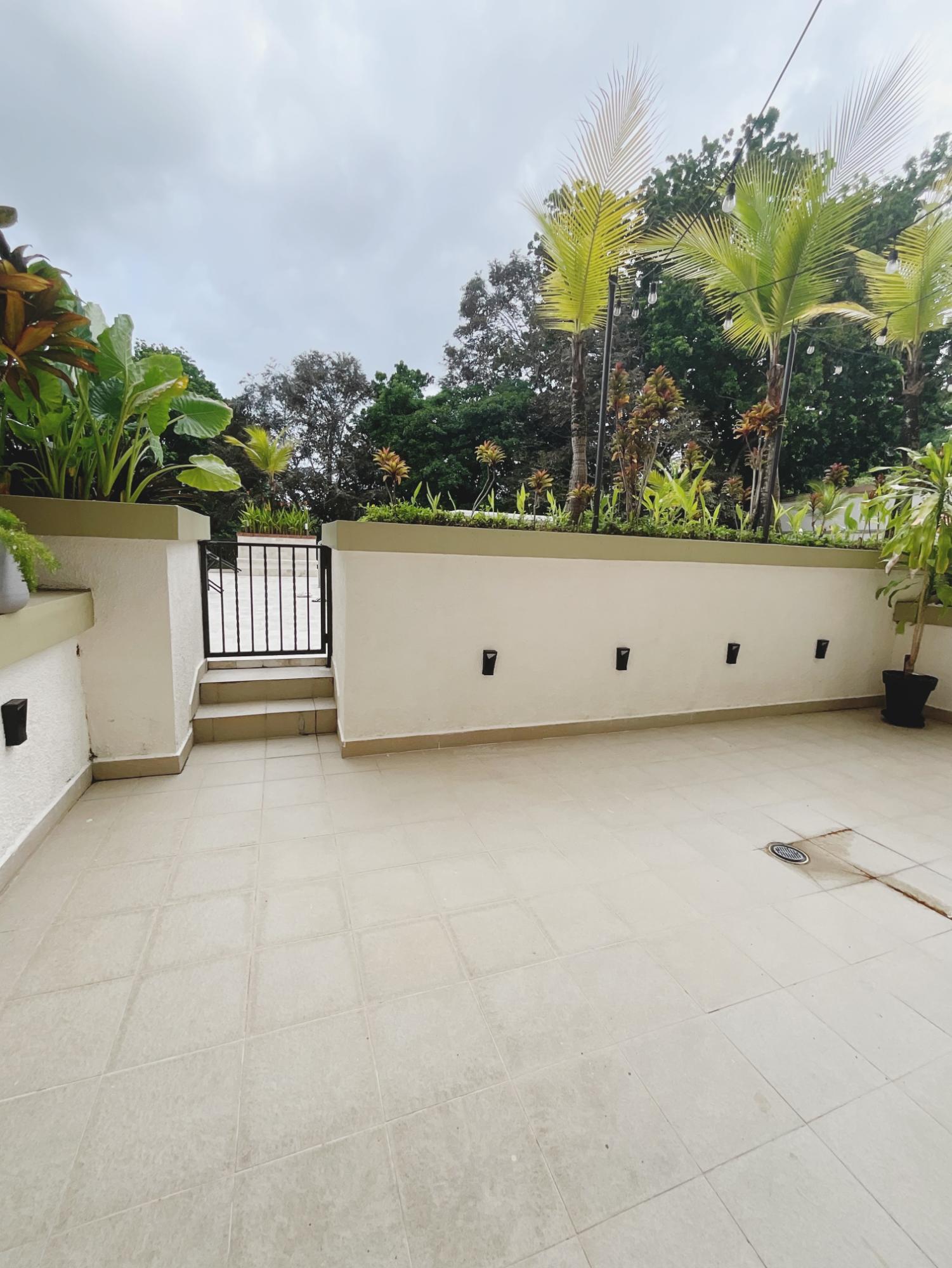 SE VENDE APARTAMENTO PLANTA BAJA