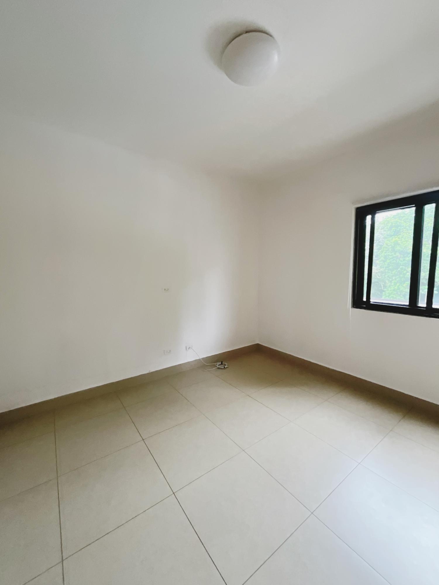 SE VENDE APARTAMENTO PLANTA BAJA