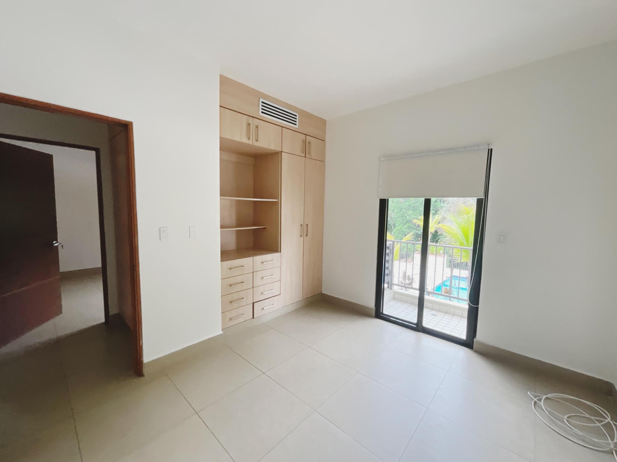 SE VENDE APARTAMENTO PLANTA BAJA