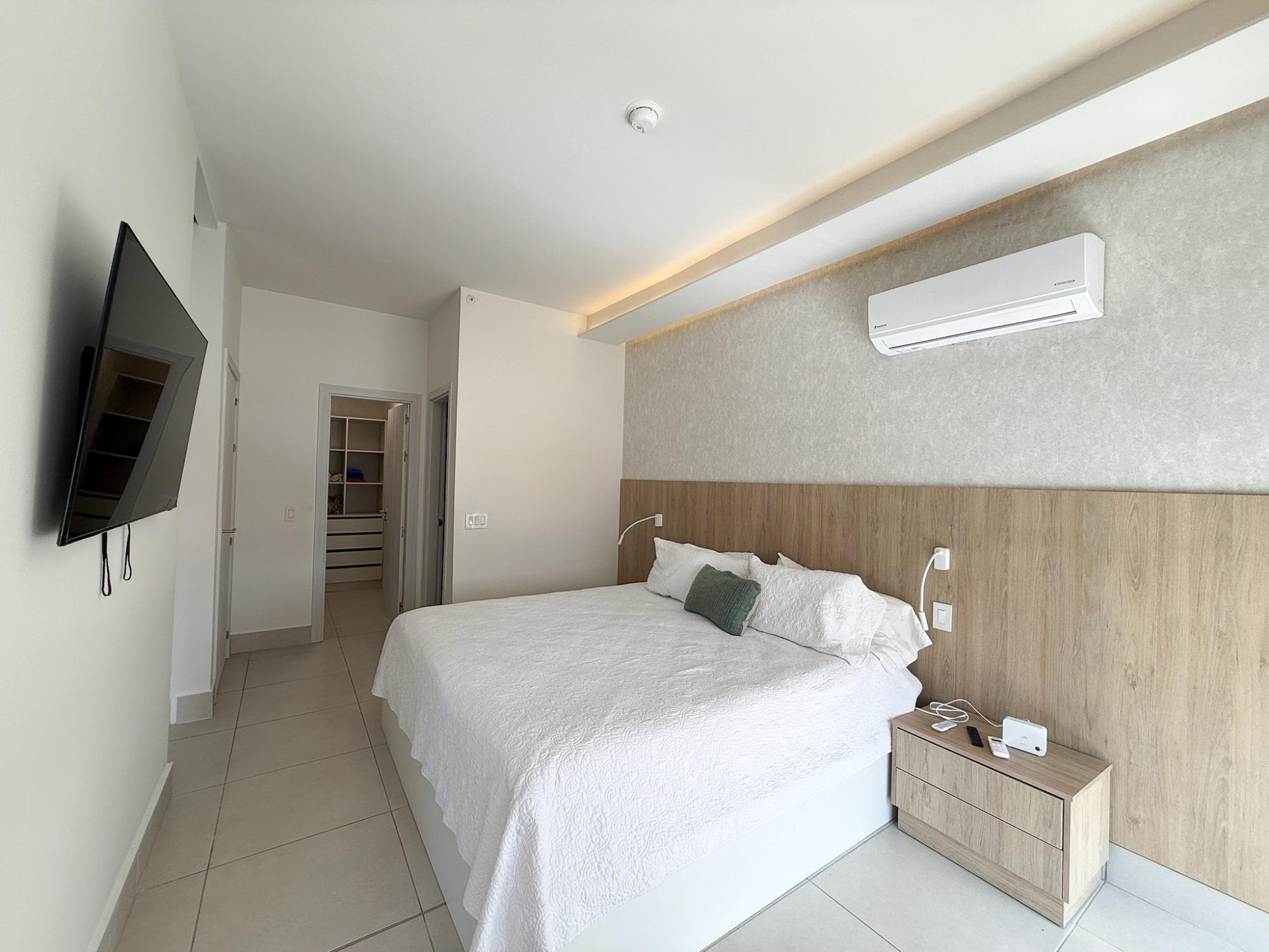 Apartamento de 2 Recameras en Venta en Coco del Mar.