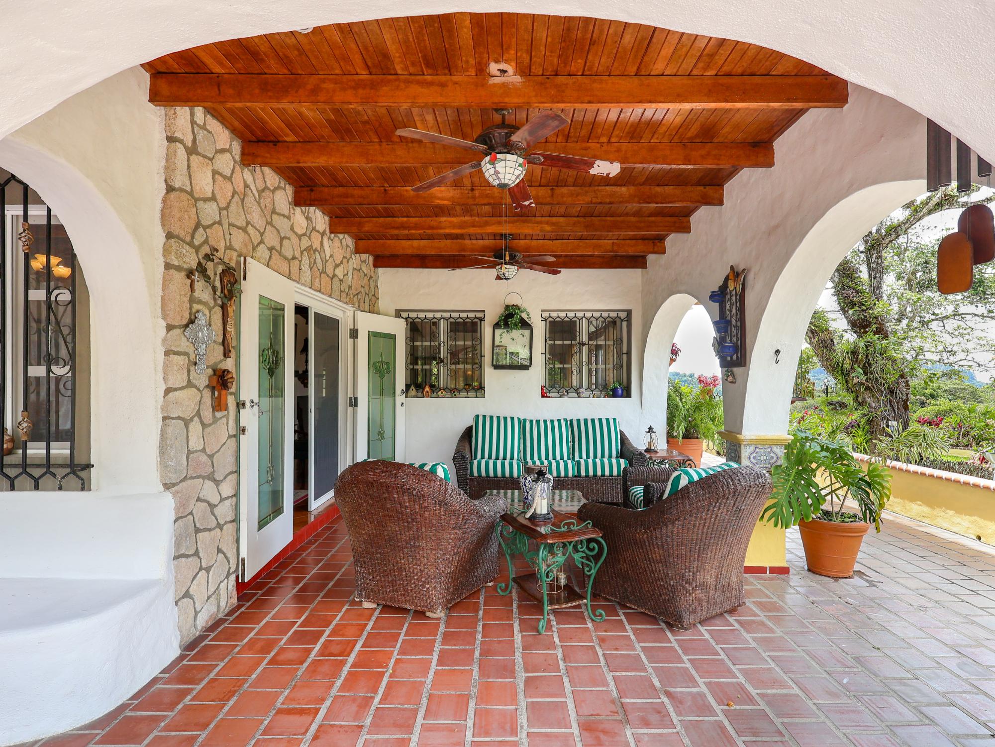 Venta de 1.8 Hectáreas con Ríos y senderos vía al Valle de Antón