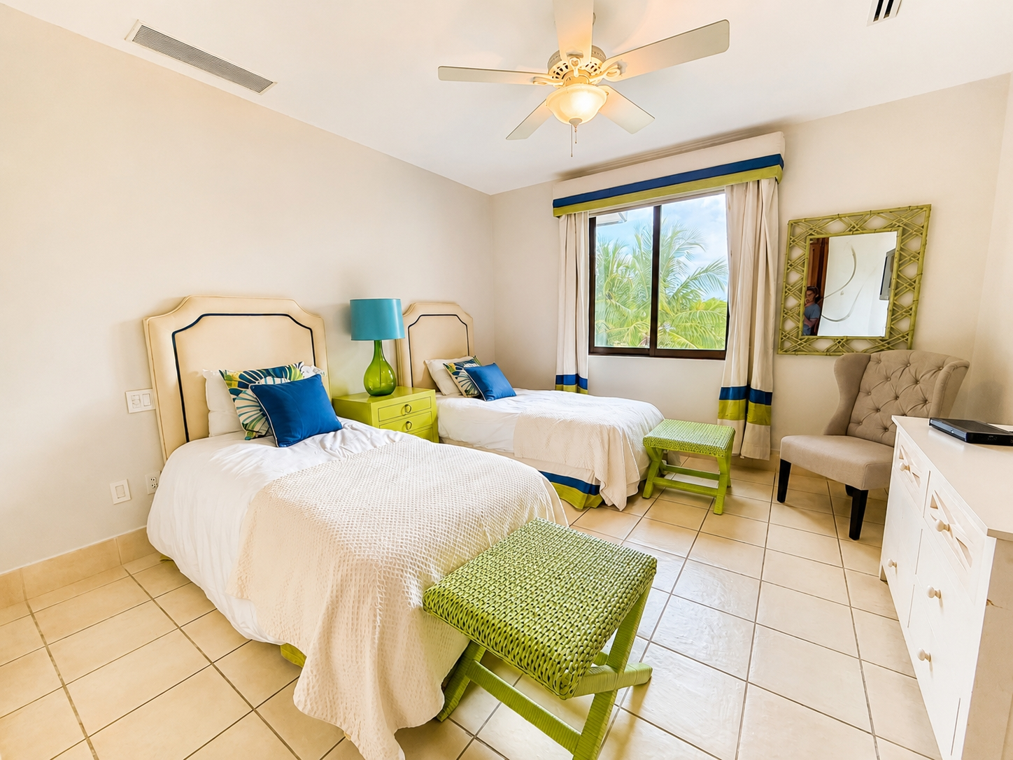 Venta de apartamento AMOBLADO en Buenaventura
