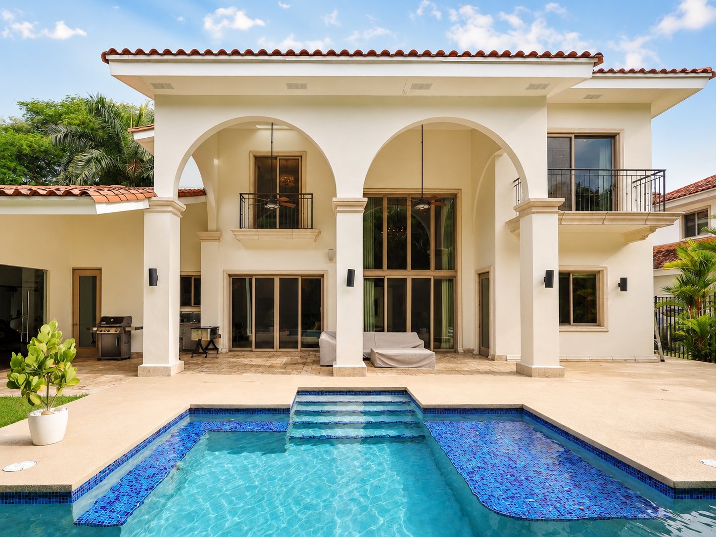 Venta de casa unifamiliar en Santa María Fairway Estates