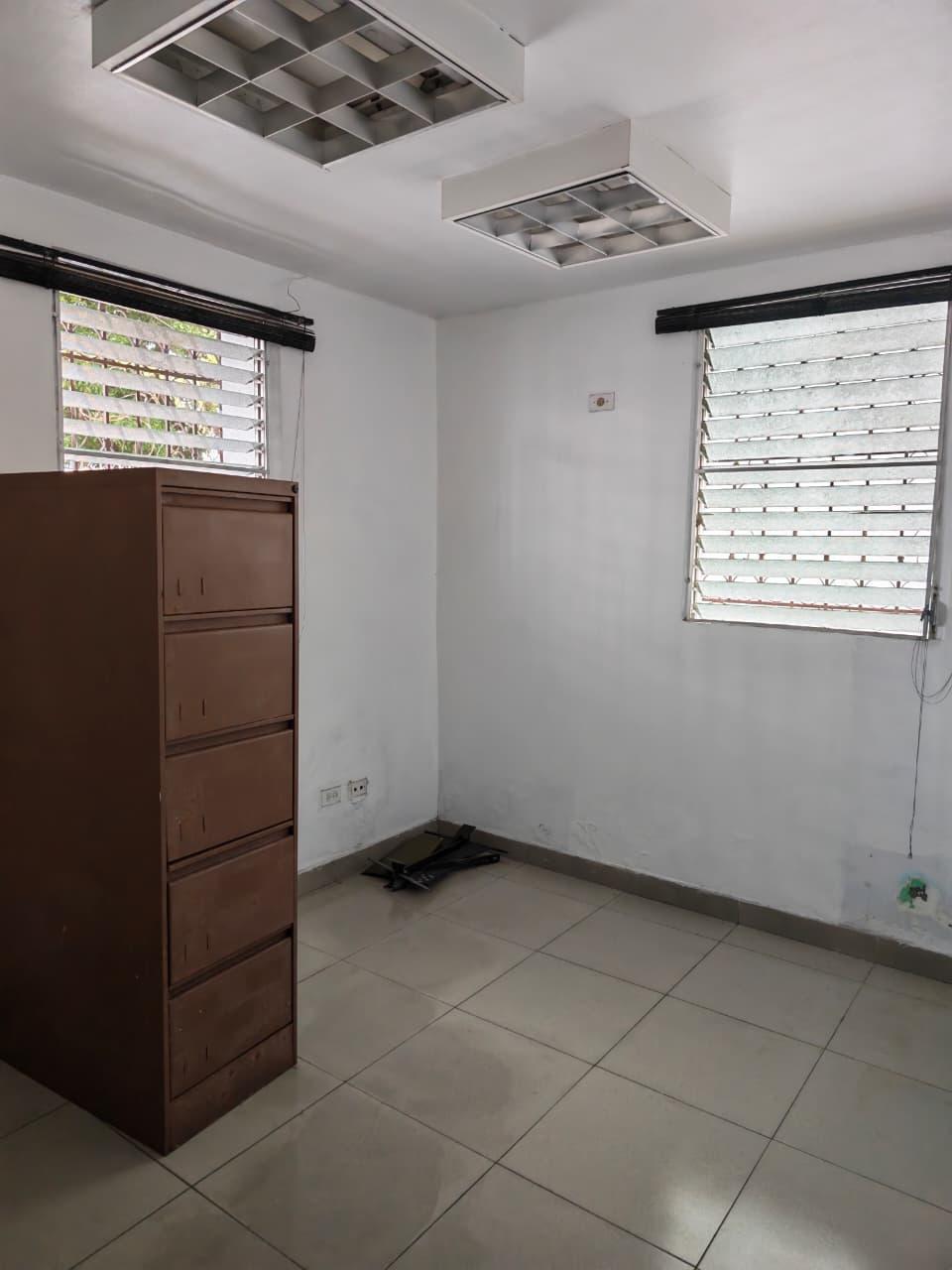 CASA COMERCIAL EN LA CRESTA A METROS DE VIA ESPAÑA