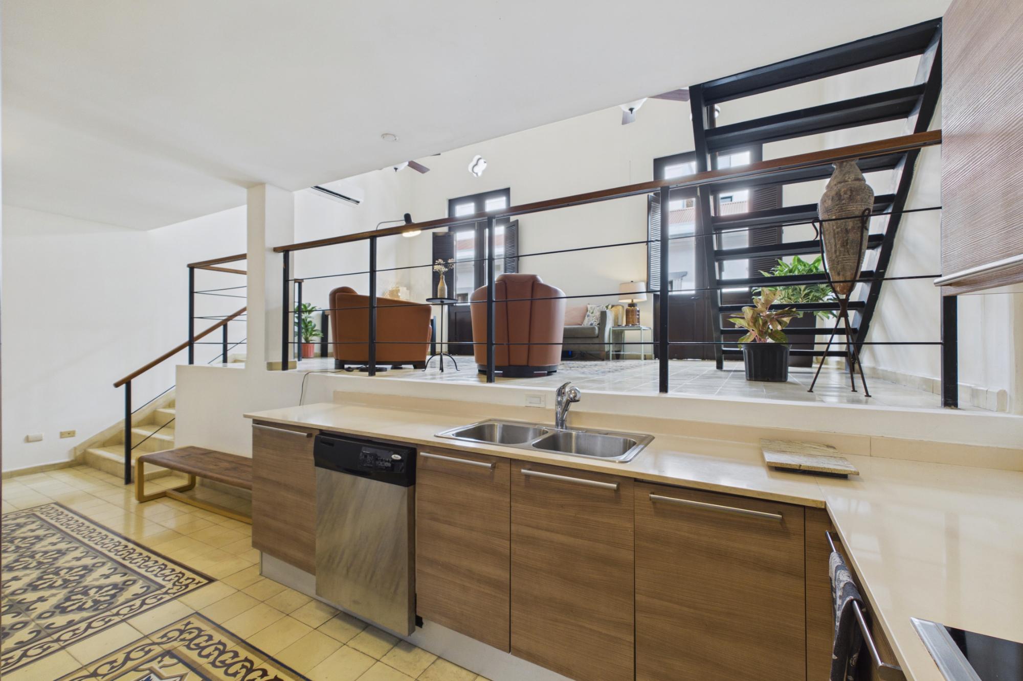 El refugio del narrador: un loft romántico de 3 niveles
