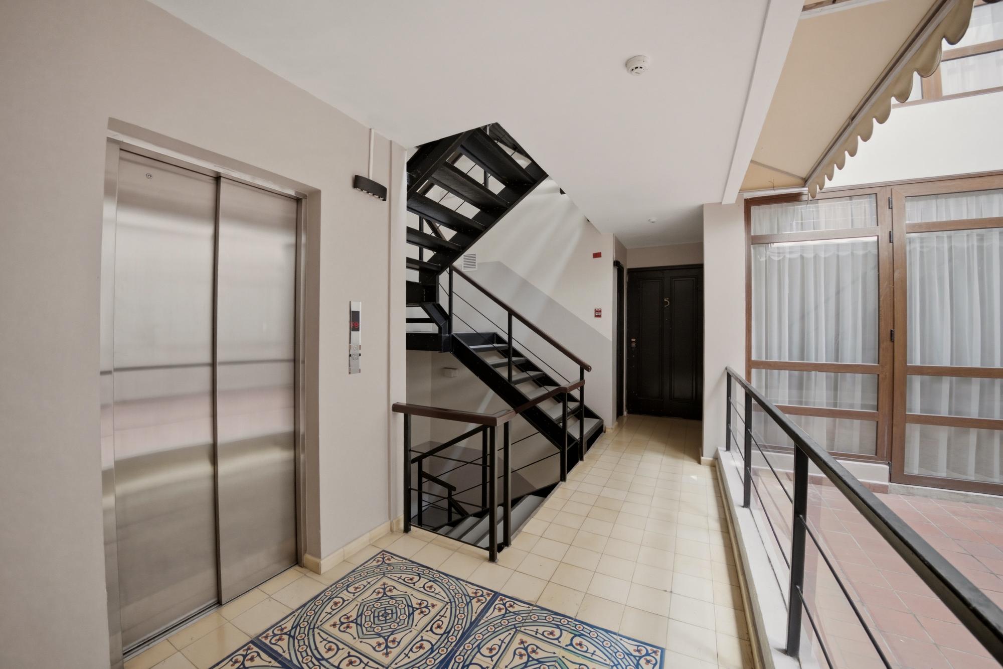 El refugio del narrador: un loft romántico de 3 niveles