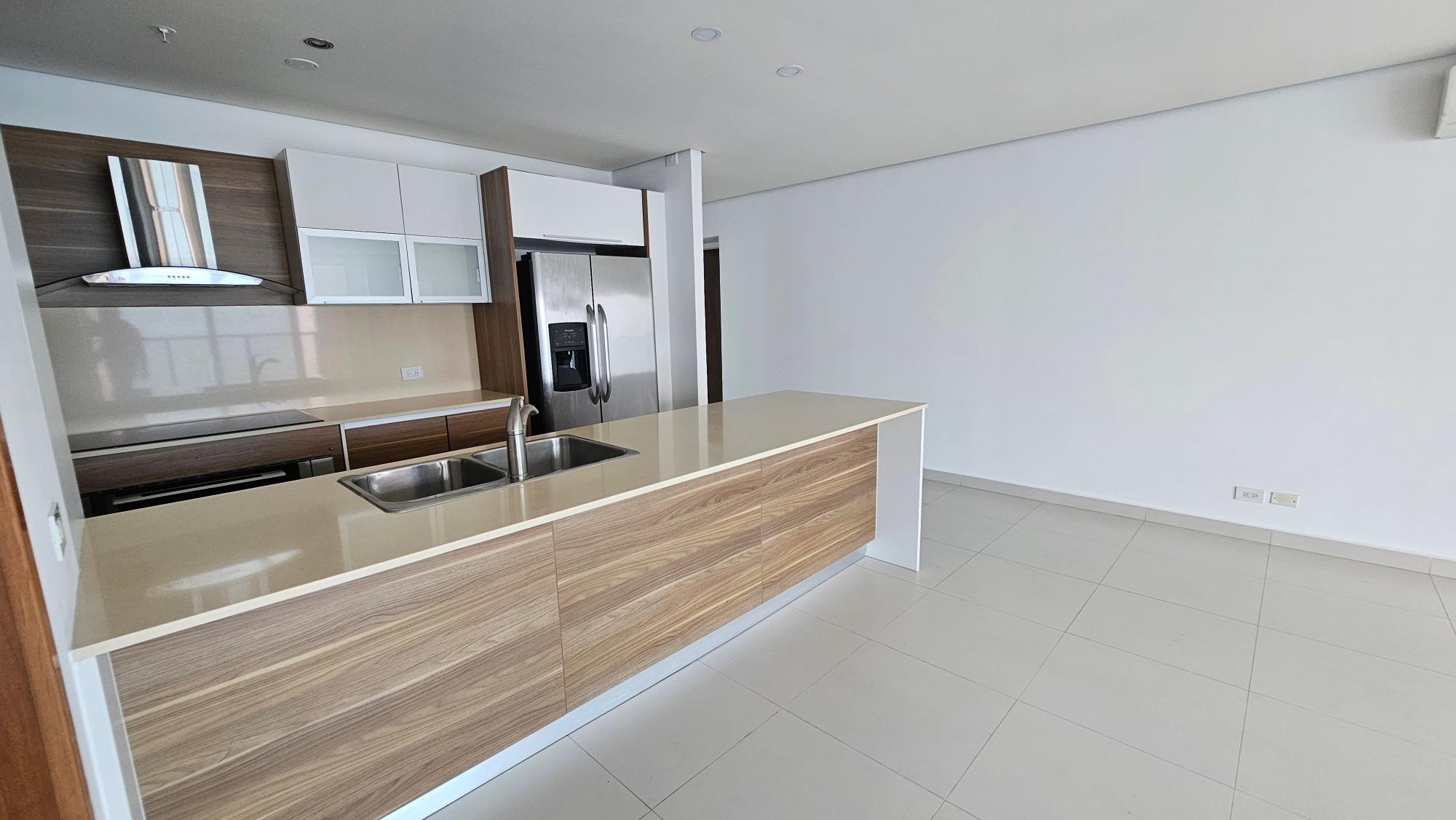 Venta de Apartamento en Parkside Costa del este Panama City