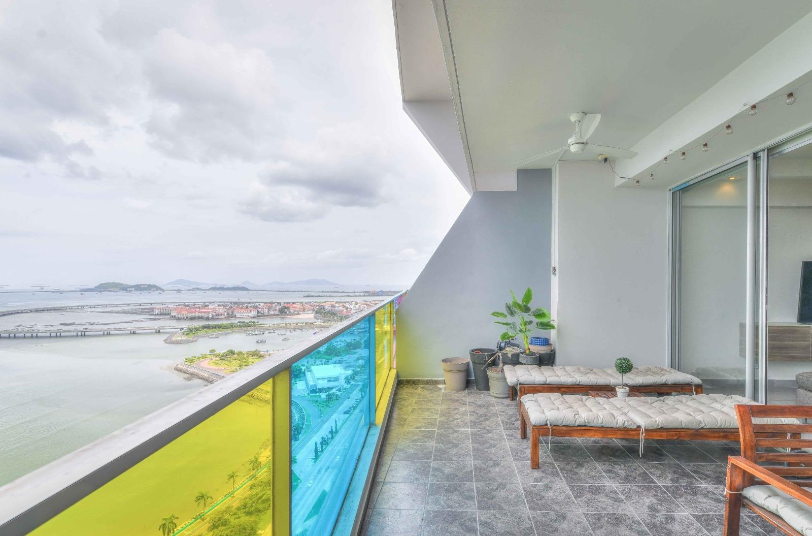 Apartamento frente al mar en venta Avenida Balboa