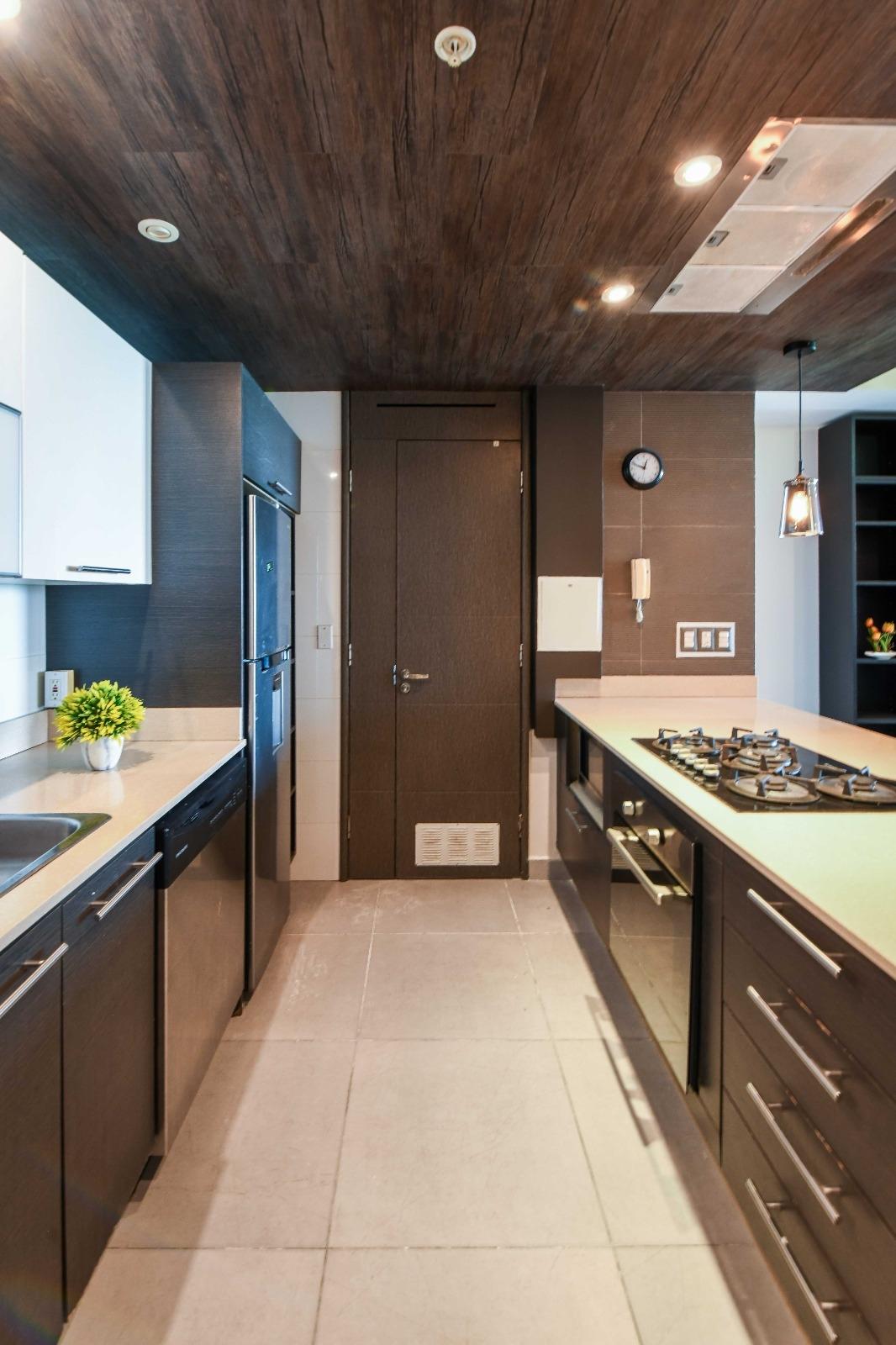 Apartamento frente al mar en venta Avenida Balboa