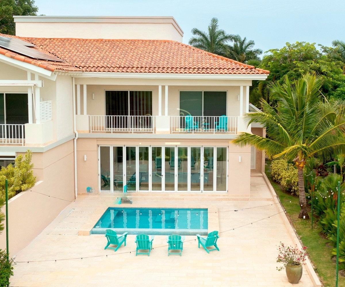 Casa frente a la playa en Buenaventura, Panamá