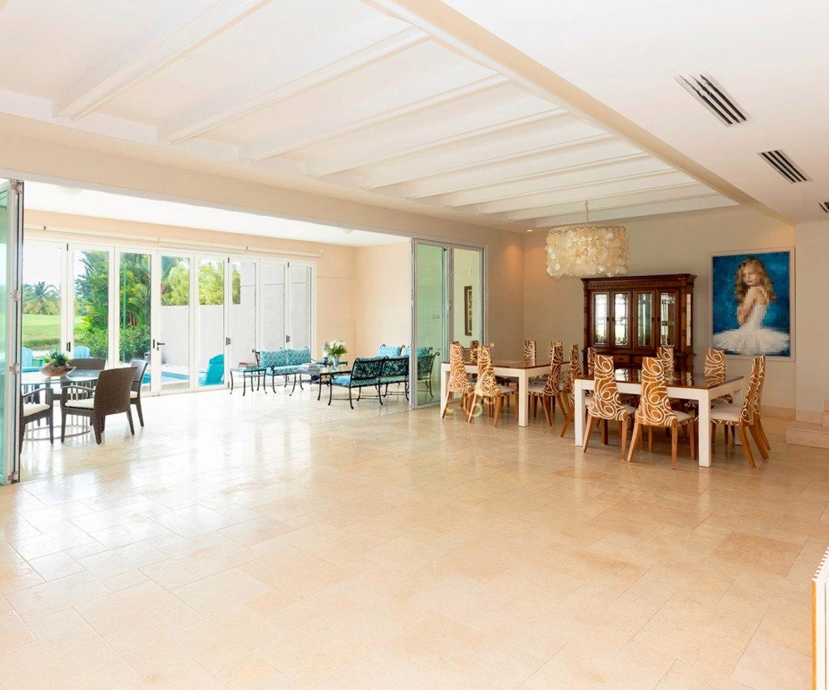 Casa frente a la playa en Buenaventura, Panamá