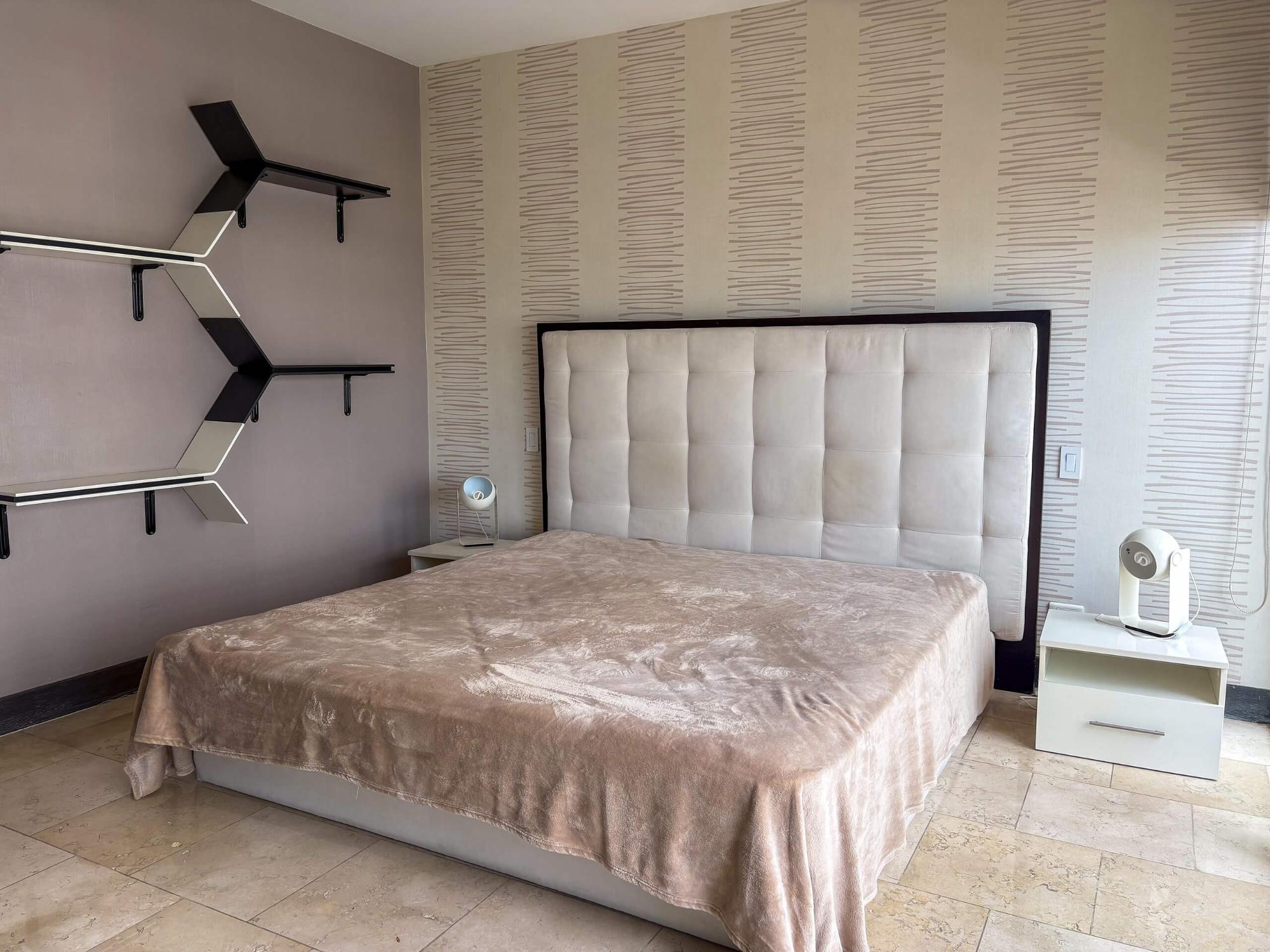 Apartamento en planta alta en Punta Pacífica, Panamá