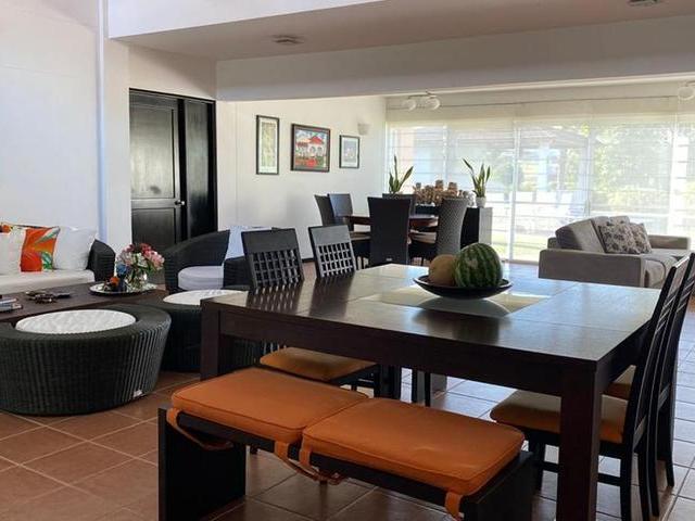 Villa 5 habitaciones, Piscina y Gazebo en Costa Blanca Villas