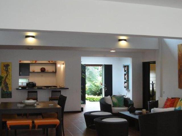 Villa 5 habitaciones, Piscina y Gazebo en Costa Blanca Villas