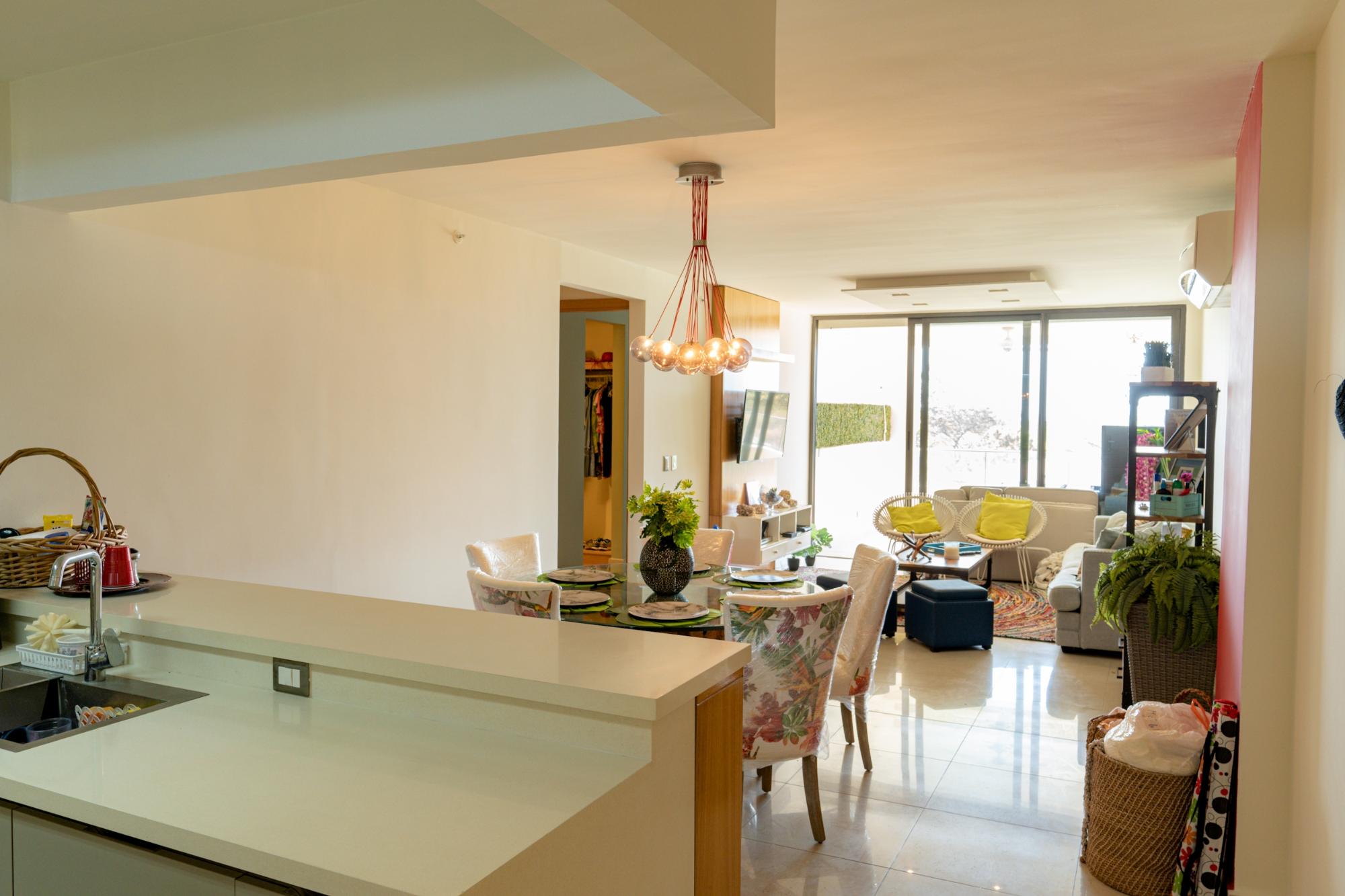 Apartamento con vista al Mar en Venta, Perlamar, Casamar