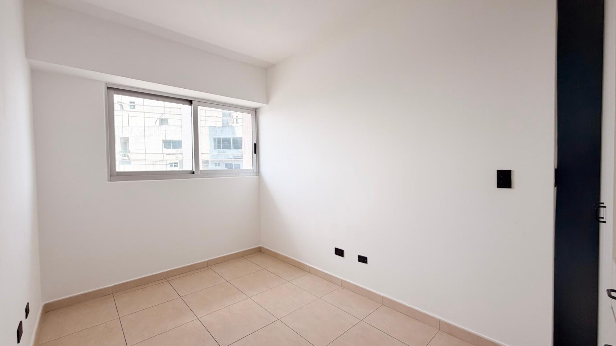 PISO ALTO EN AV BALBOA - WATERS 68D - 122 M2