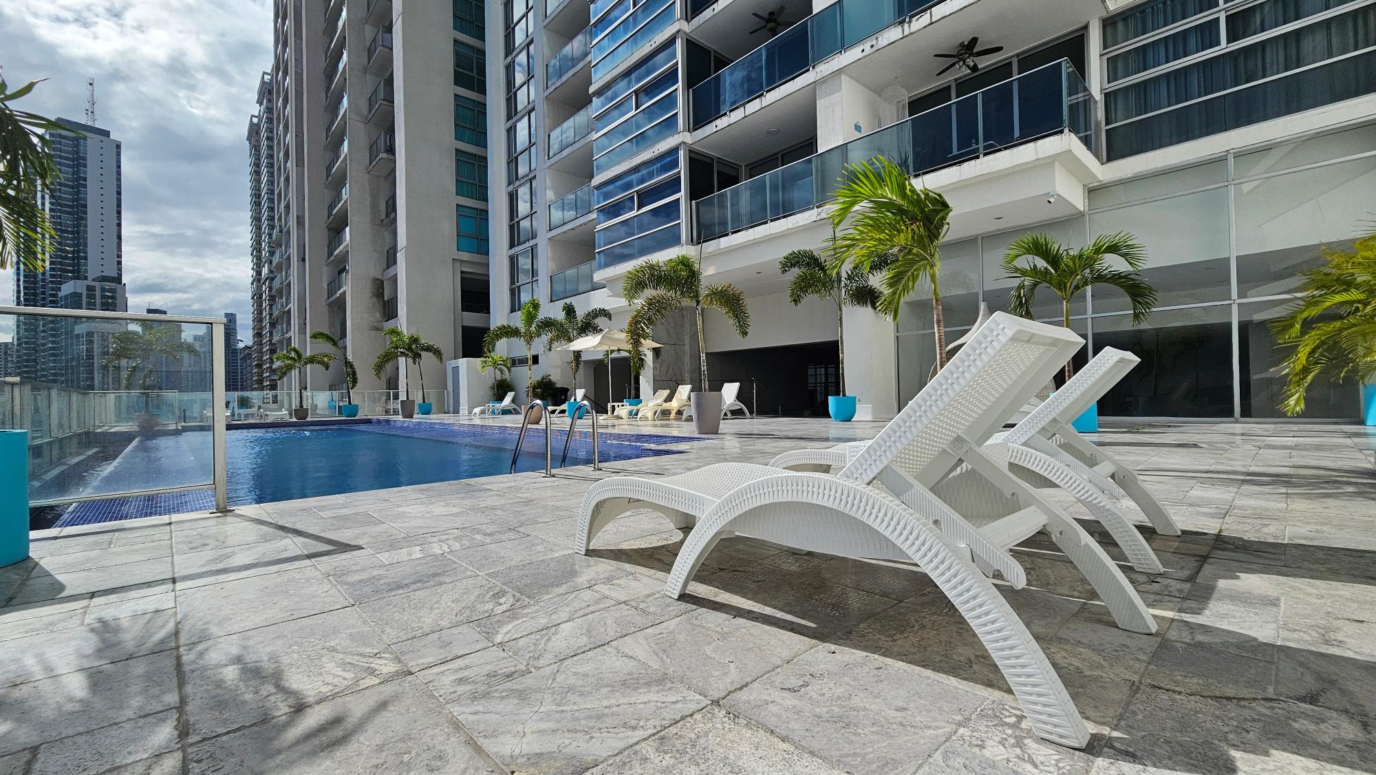PISO ALTO EN AV BALBOA - WATERS 68D - 122 M2