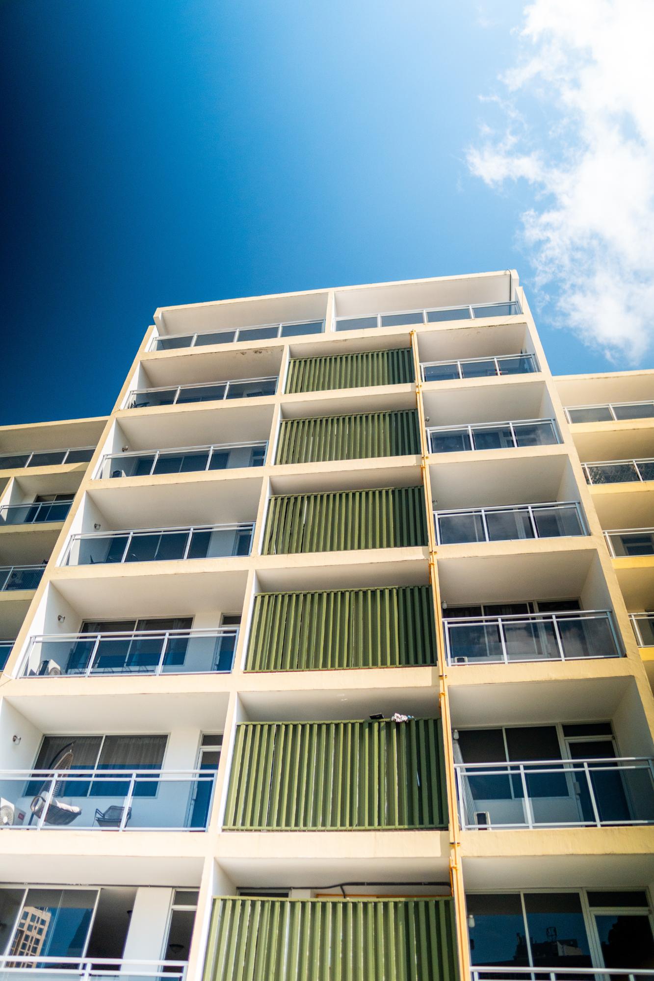 EDIFICIO DE USO MIXTO EN VENTA