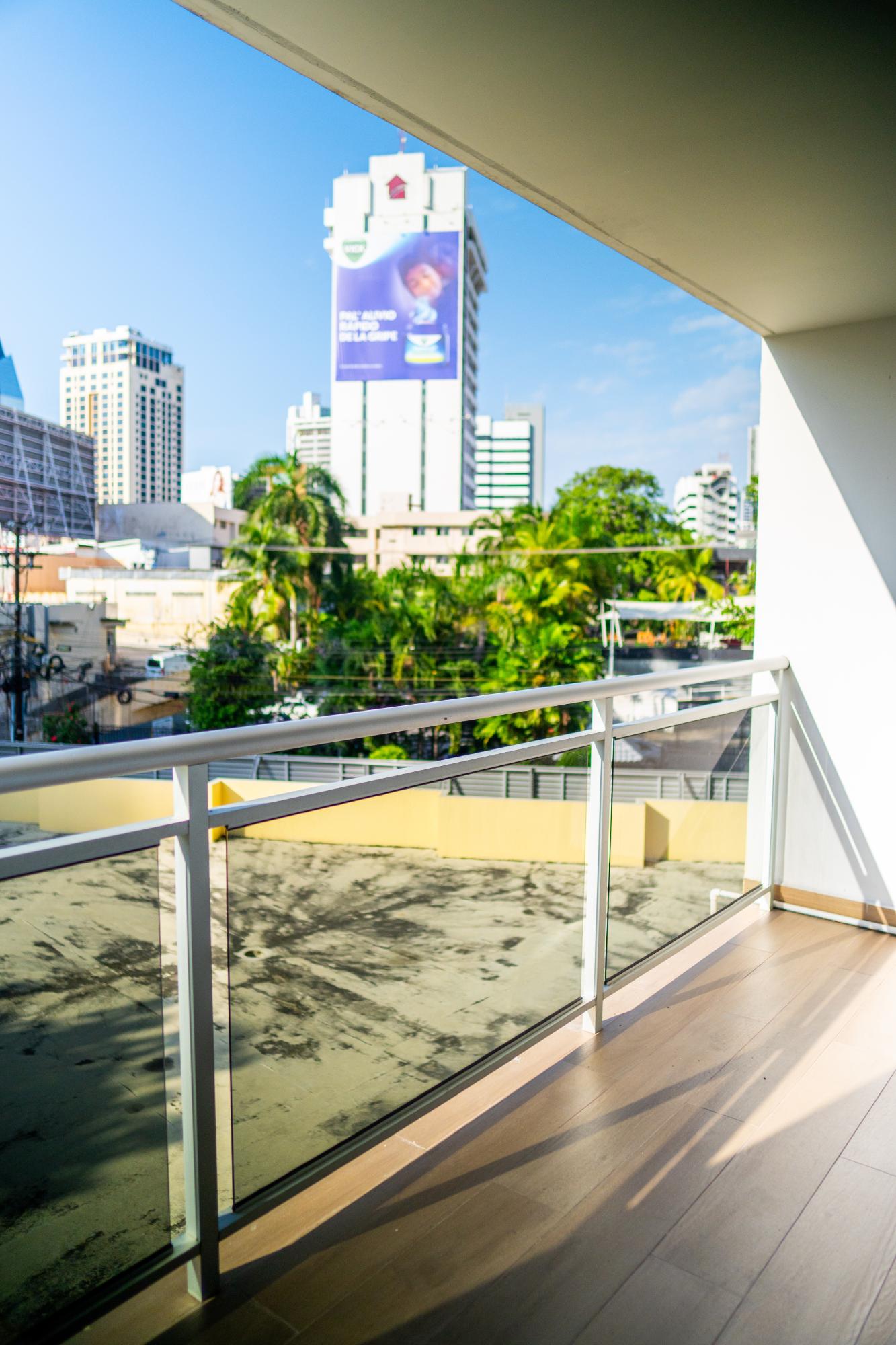 EDIFICIO DE USO MIXTO EN VENTA