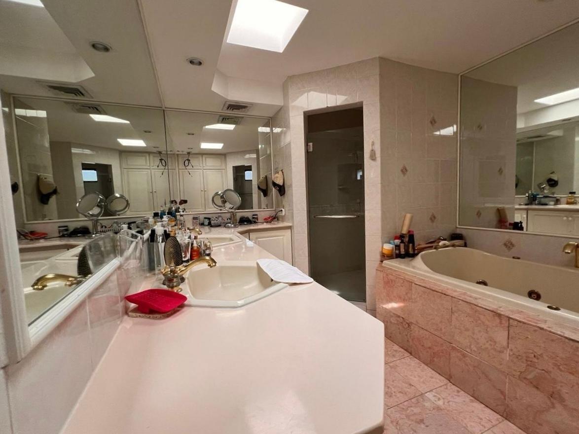 SE VENDE O SE ALQUILA CASA EN LOMA ALEGRE, SAN FRANCISCO