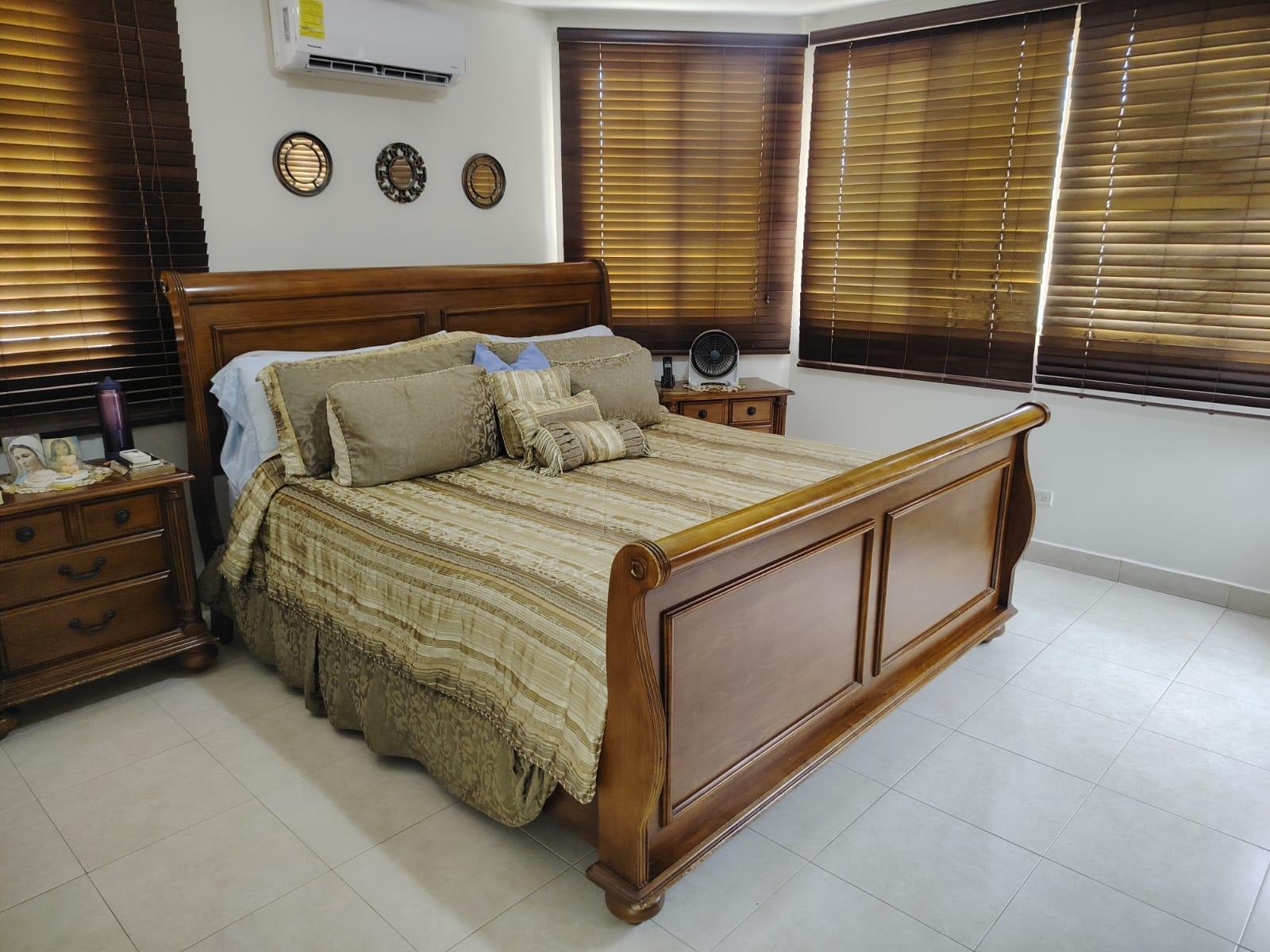Se vende hermosa casa en PH Dorado Lakes