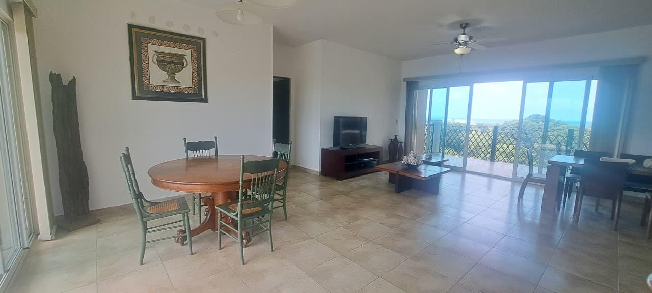 Apartamento de 4 habitaciones en Edificio PH El Alcazar, en Coronado Golf
